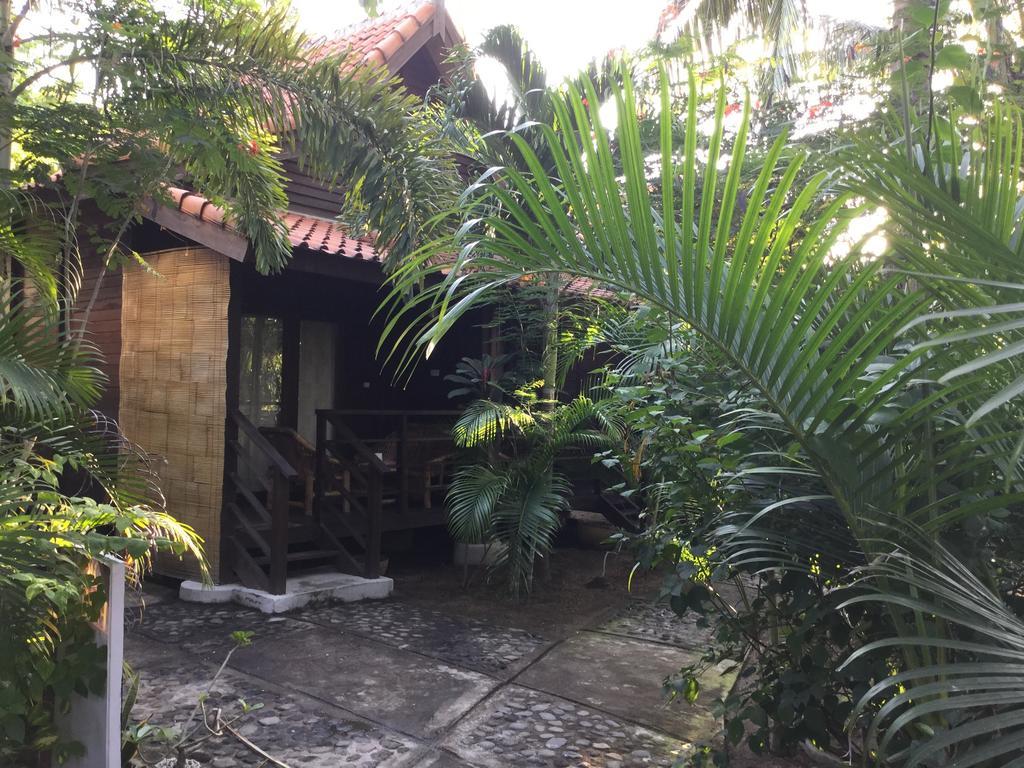 Oceane Paradise Bungalow Quần đảo Gili Ngoại thất bức ảnh