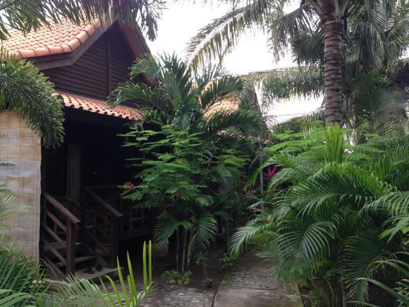 Oceane Paradise Bungalow Quần đảo Gili Ngoại thất bức ảnh