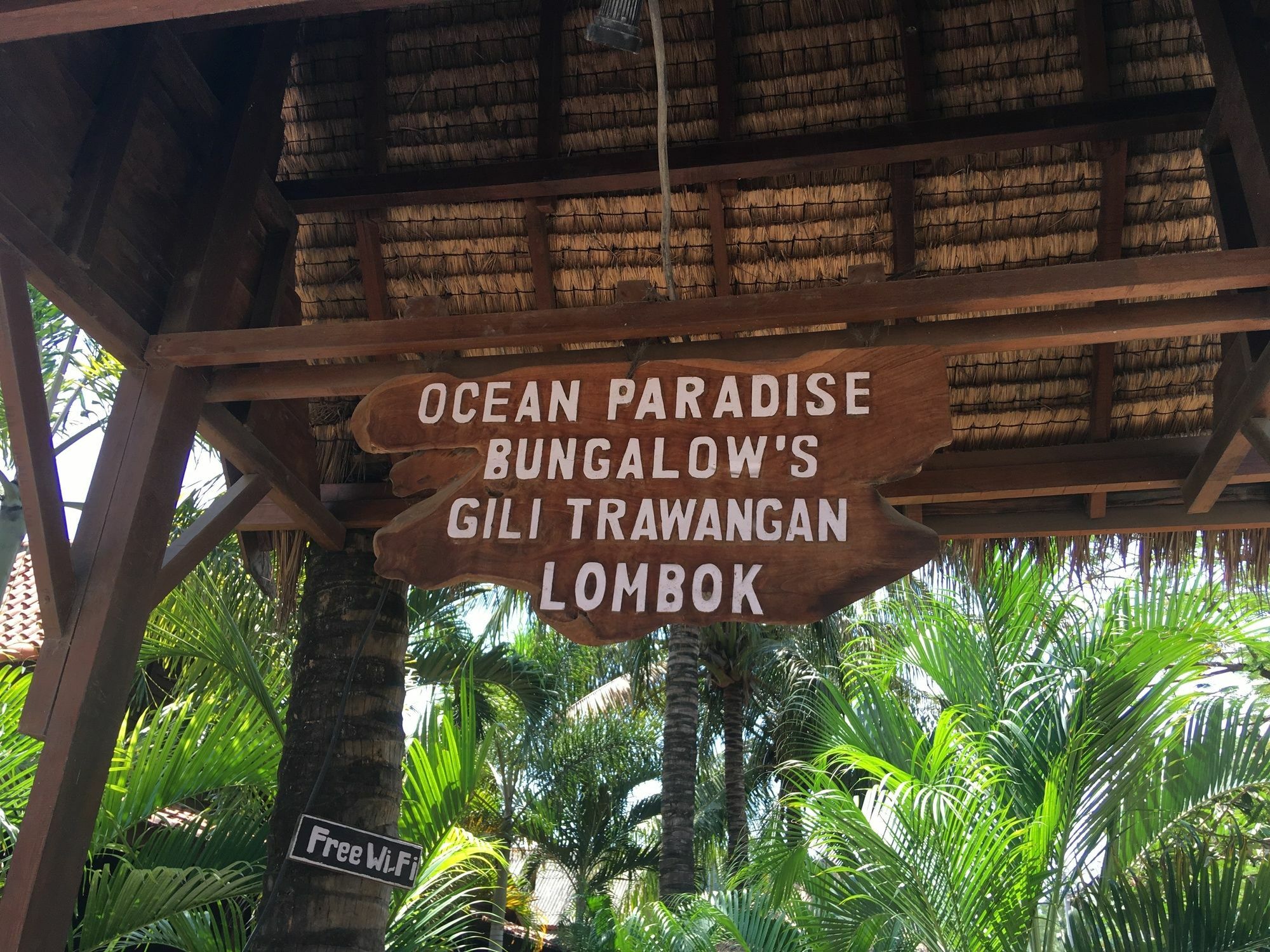 Oceane Paradise Bungalow Quần đảo Gili Ngoại thất bức ảnh